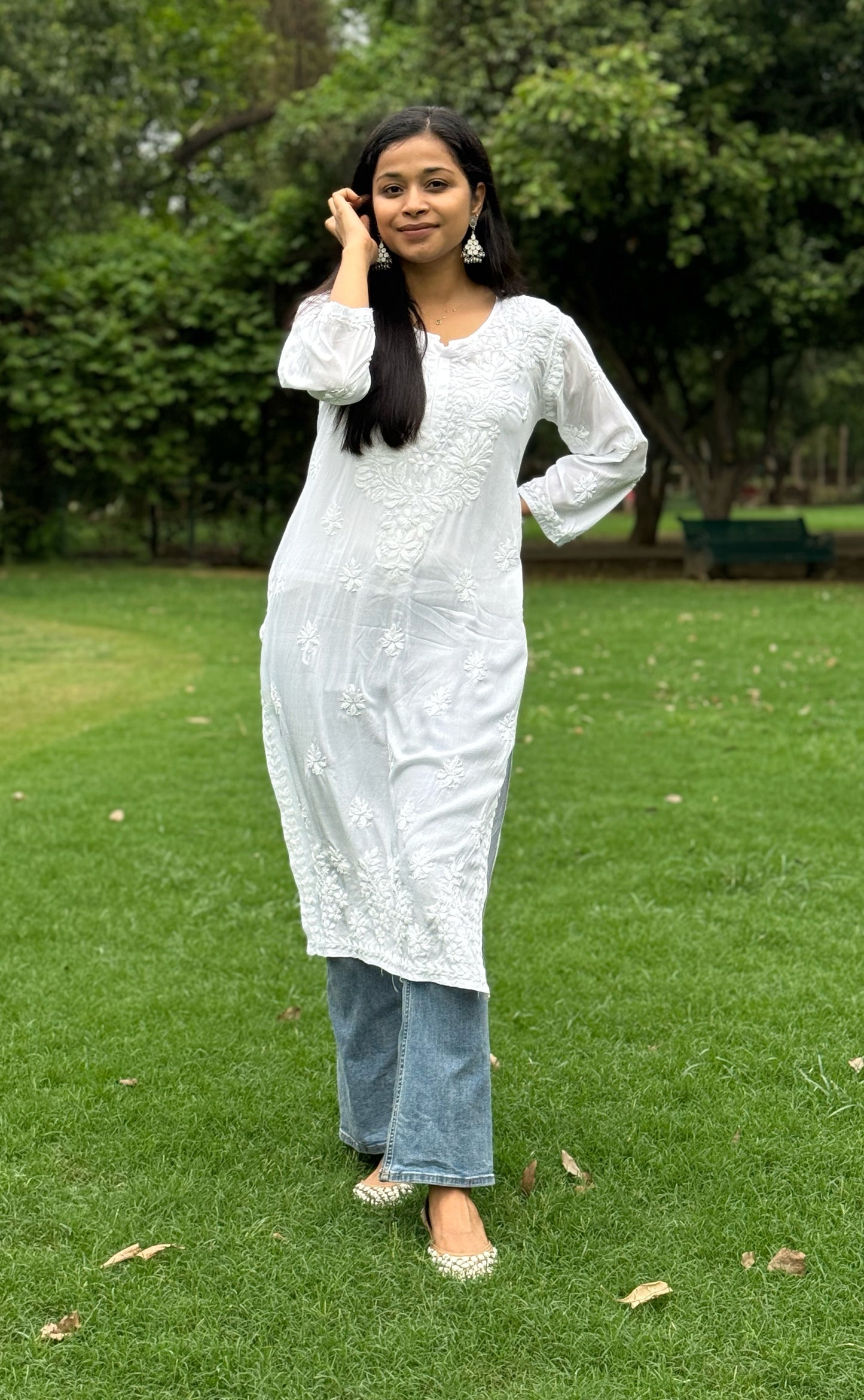 The pretty white kurti