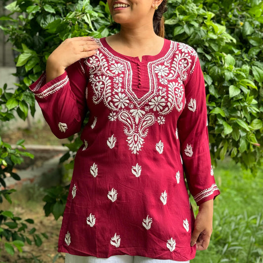 Short Chic Chikankari Kurti