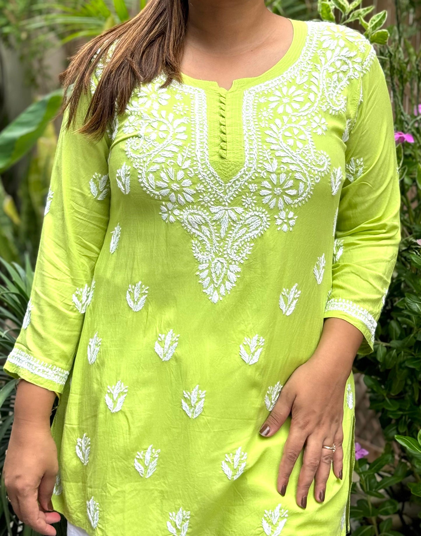 Short Chic Chikankari Kurti